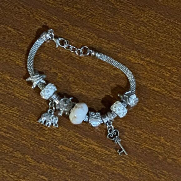 Cute charm bracelet - Picture 5 of 5